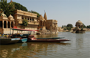 Meer met bootjes (Jaisalmer)